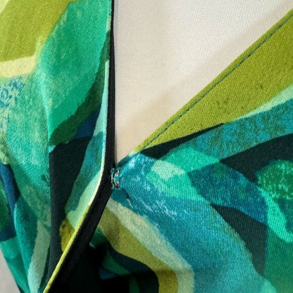 Susan Graver shades of green long sleeve wrap top midi dress size medium petite - Picture 5 of 8